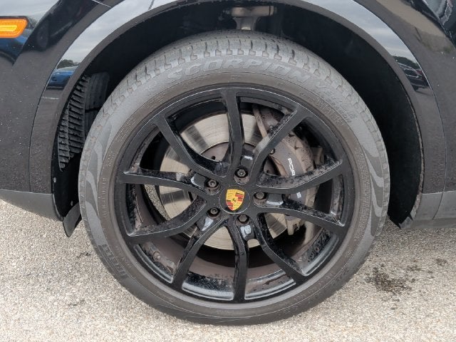 2021 Porsche Cayenne Base