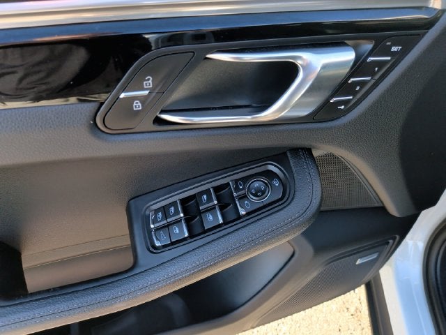 2022 Porsche Macan S
