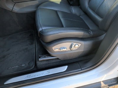2022 Porsche Macan S