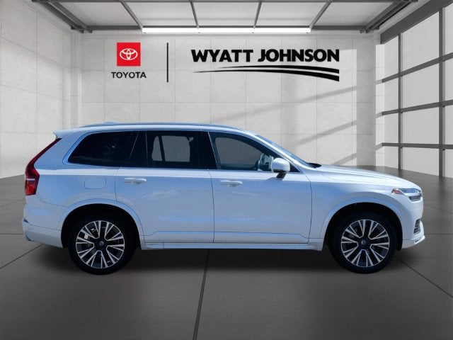 2020 Volvo XC90 T6 Momentum
