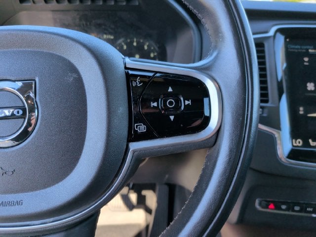 2020 Volvo XC90 T6 Momentum