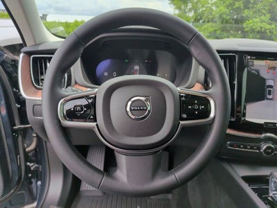 2024 Volvo XC60 B5 Plus Dark Theme