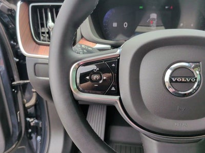 2024 Volvo XC60 B5 Plus Dark Theme