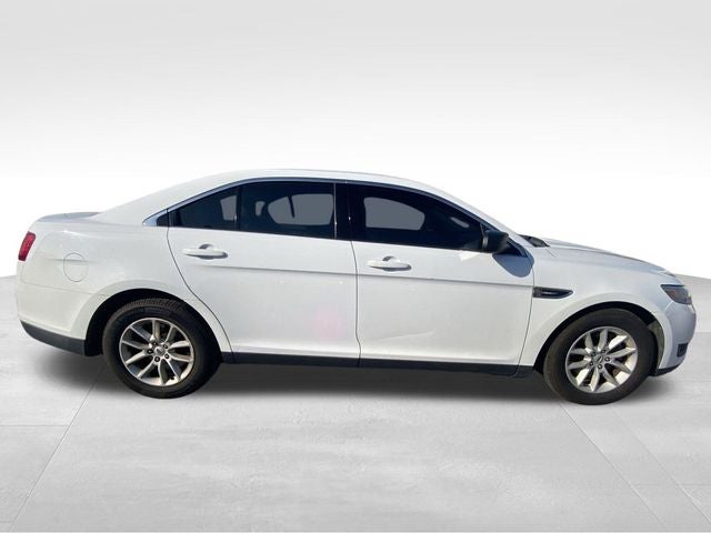 2014 Ford Taurus SE