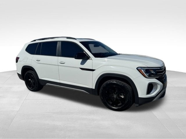 2024 Volkswagen Atlas 2.0T Peak Edition SE w/Technology