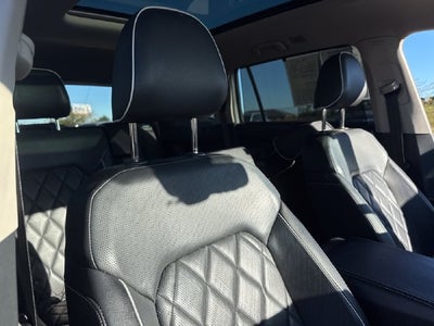 2024 Volkswagen Atlas 2.0T SEL Premium R-Line