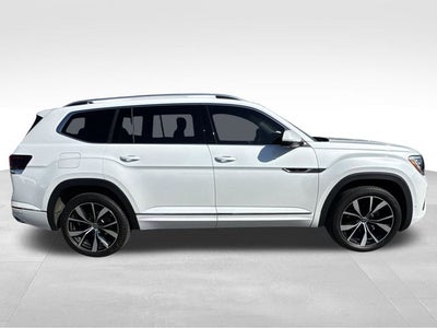 2025 Volkswagen Atlas 2.0T SEL Premium R-Line