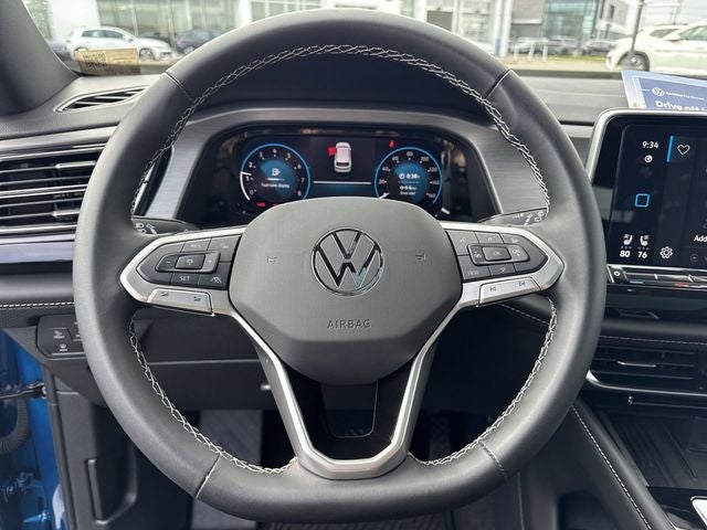 2025 Volkswagen Atlas Cross Sport 2.0T SE w/Technology