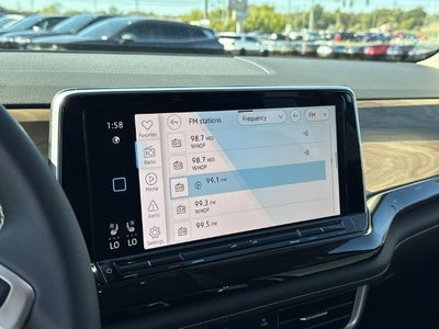 2026 Volkswagen Atlas SE w/Technology