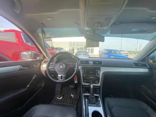 2013 Volkswagen Passat 2.5 SE