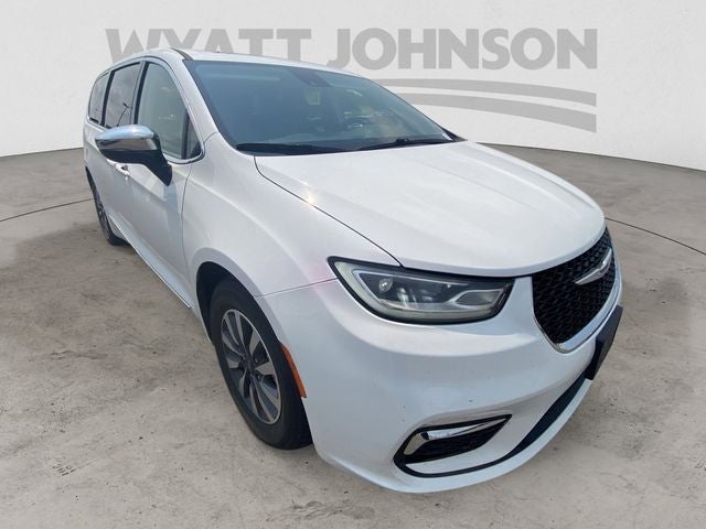 2023 Chrysler Pacifica Hybrid Limited