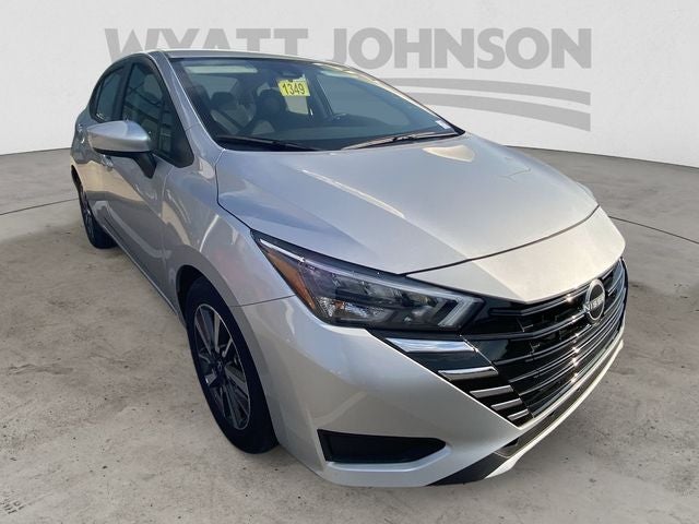 2025 Nissan Versa 1.6 SV