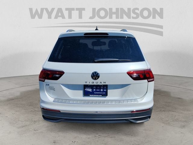 2023 Volkswagen Tiguan 2.0T SE