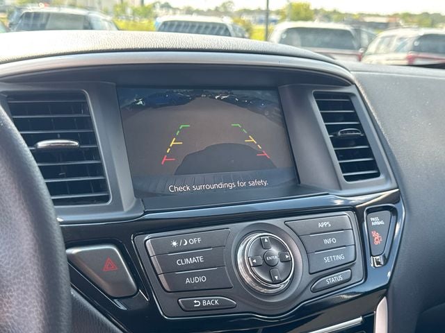 2020 Nissan Pathfinder S