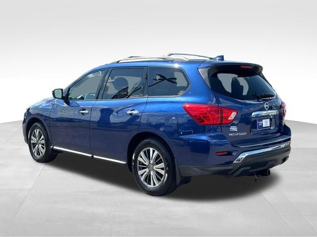 2020 Nissan Pathfinder S