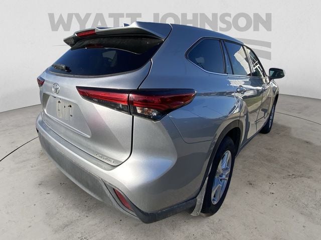 2021 Toyota Highlander LE