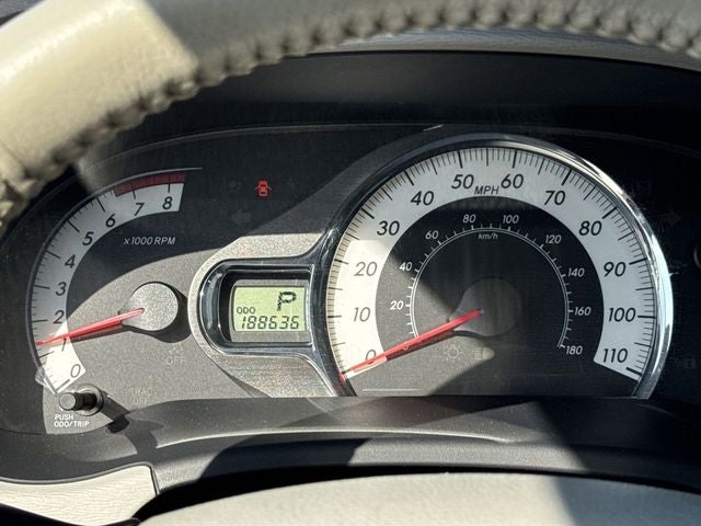 2014 Toyota Sienna SE 8 Passenger