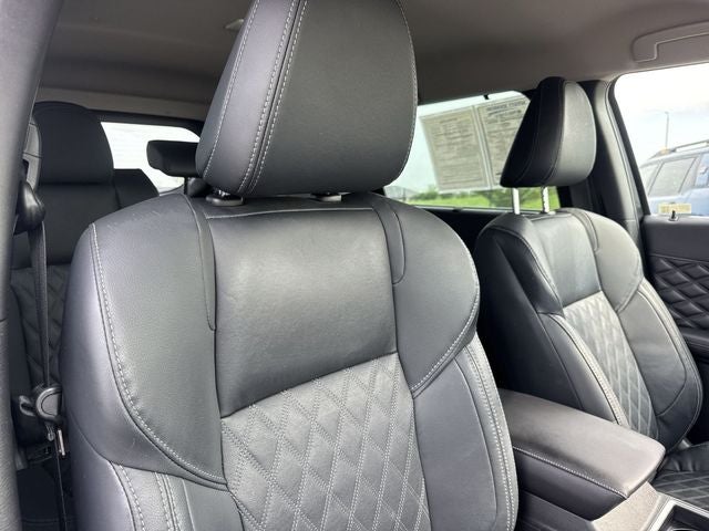 2023 Mitsubishi Outlander PHEV SEL