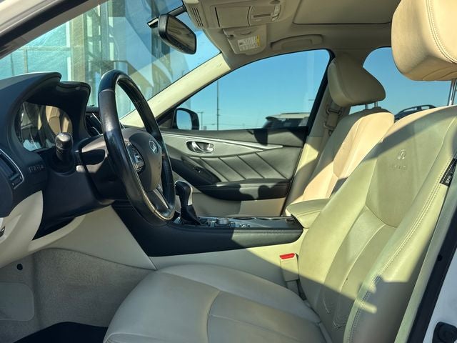 2014 INFINITI Q50 Premium