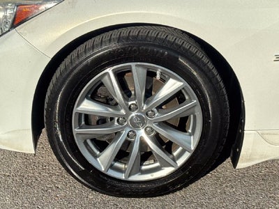 2014 INFINITI Q50 Premium
