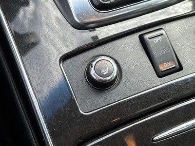2016 INFINITI QX70 Base
