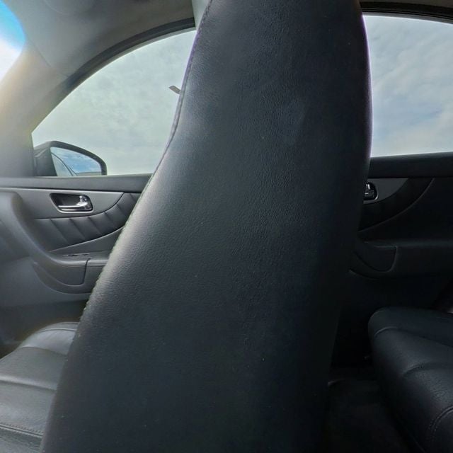 2016 INFINITI QX70 Base