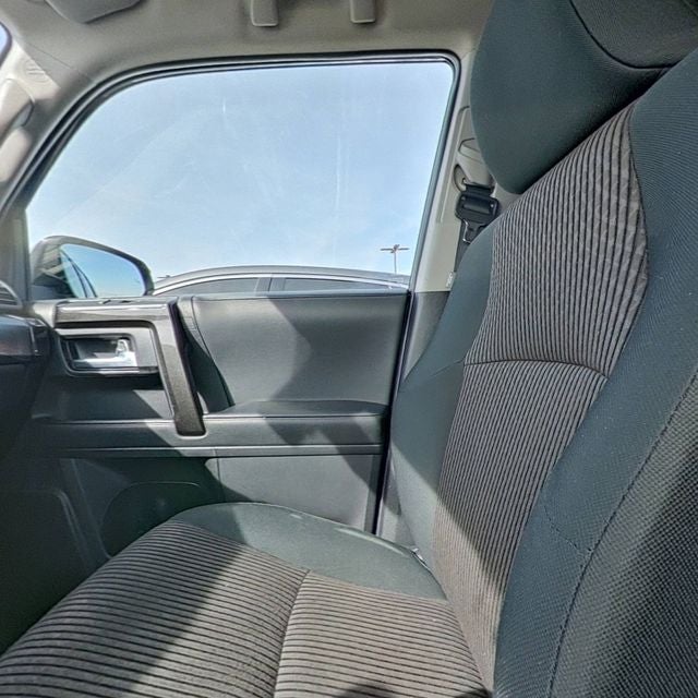 2024 Toyota 4Runner TRD Off-Road