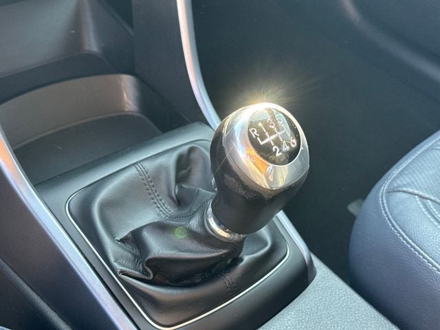 2014 Hyundai Elantra GT Base w/Blue