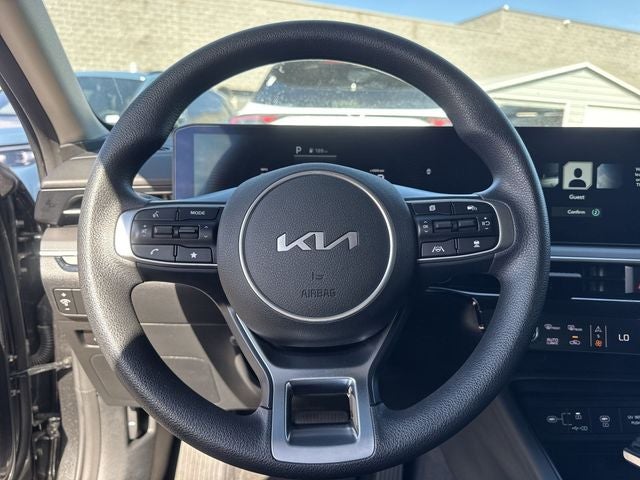 2025 Kia K5 LXS