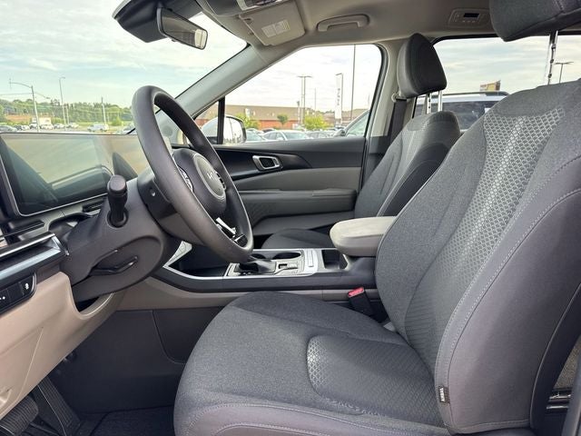 2026 Kia Carnival LX