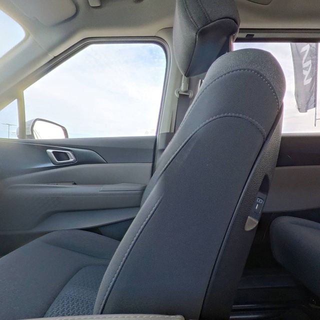 2026 Kia Carnival LX
