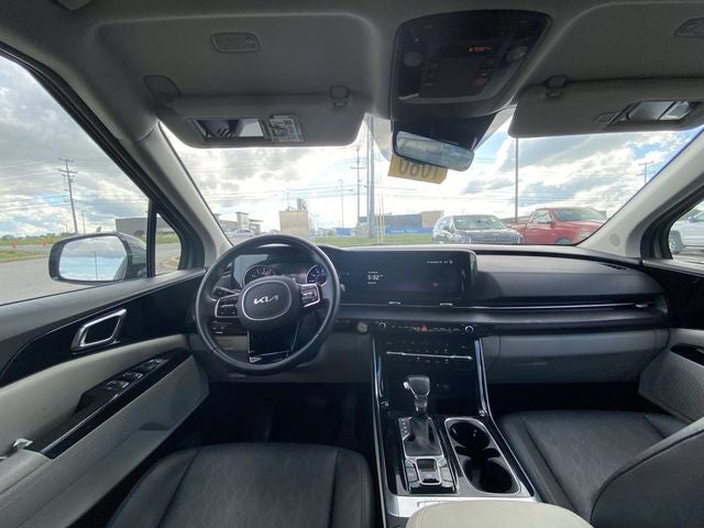2024 Kia Carnival EX