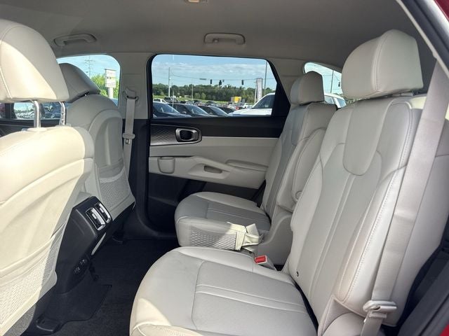 2023 Kia Sorento Hybrid EX