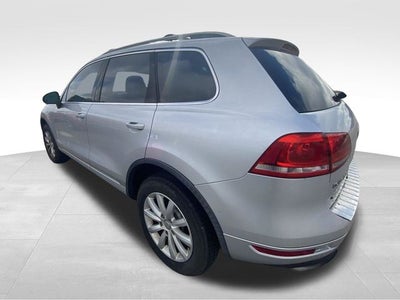 2011 Volkswagen Touareg V6 TDI Sport