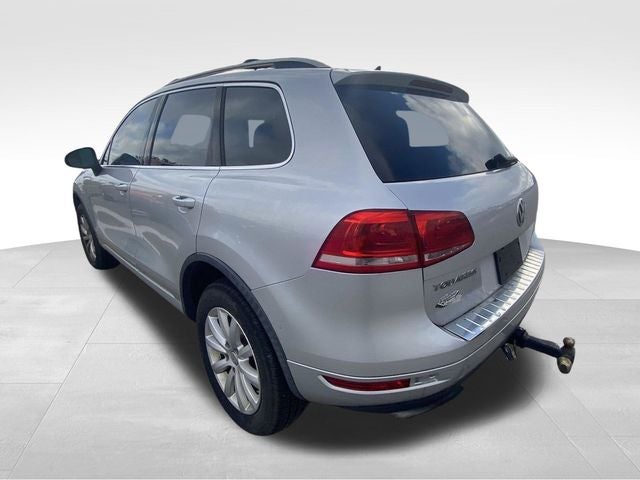 2011 Volkswagen Touareg V6 TDI Sport