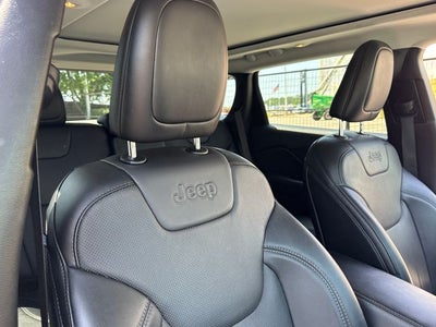 2022 Jeep Cherokee Latitude Lux