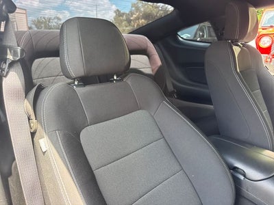 2016 Ford Mustang V6