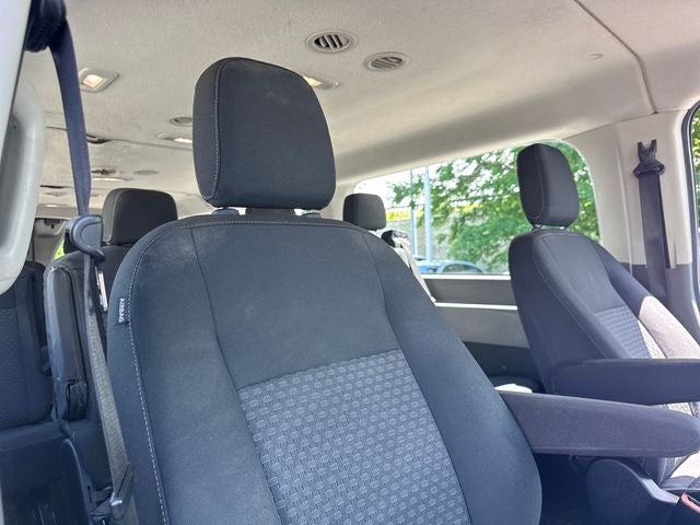 2023 Ford Transit-350 XLT 15 passenger