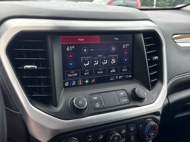 2022 GMC Acadia SLE