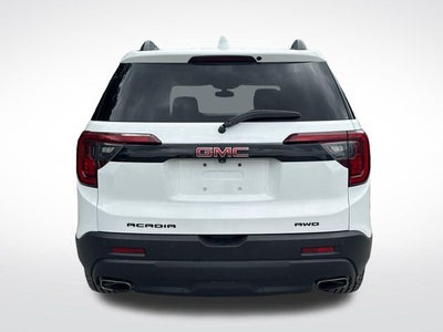 2022 GMC Acadia SLE