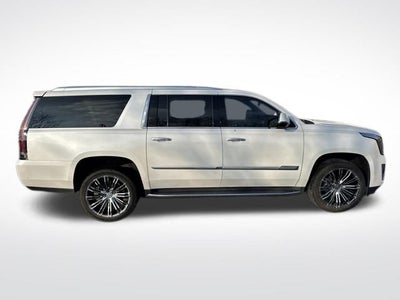 2019 Cadillac Escalade ESV Luxury
