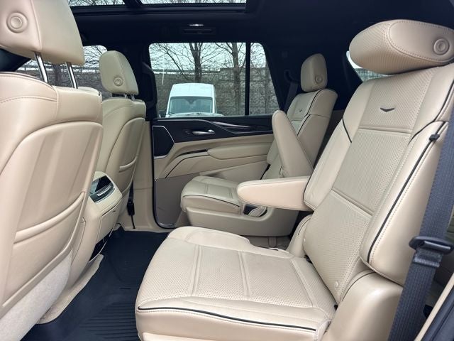 2022 Cadillac Escalade Premium Luxury