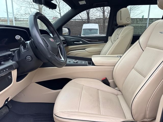 2022 Cadillac Escalade Premium Luxury