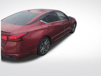 2023 Nissan Altima 2.0 SR