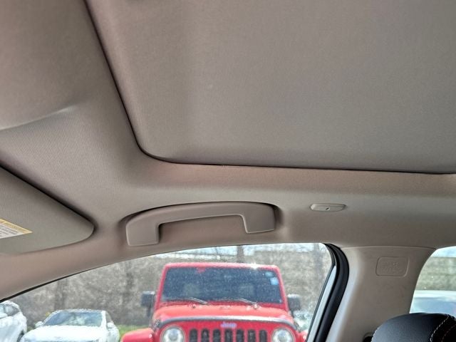 2023 Nissan Altima 2.0 SR