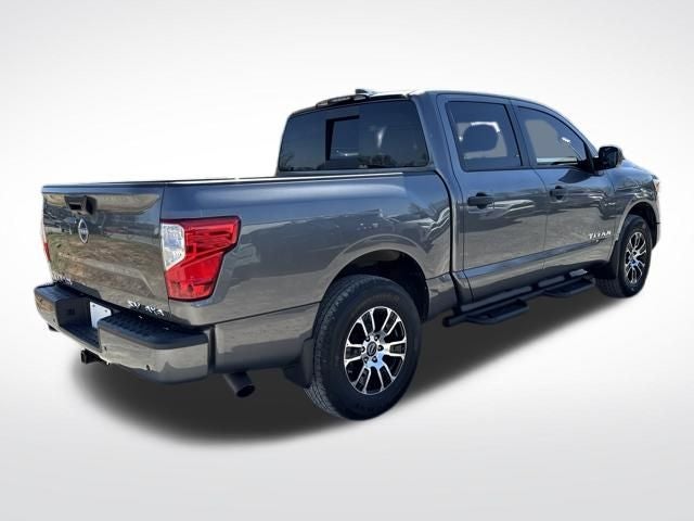 2023 Nissan Titan SV