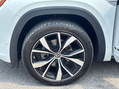 2024 Volkswagen Atlas Cross Sport 2.0T SEL Premium R-Line