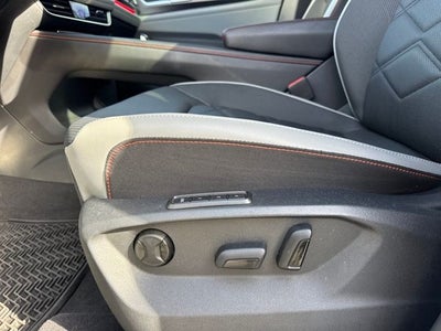 2024 Volkswagen Atlas 2.0T Peak Edition SEL