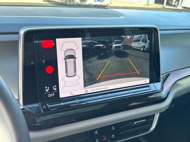 2024 Volkswagen Atlas 2.0T Peak Edition SEL