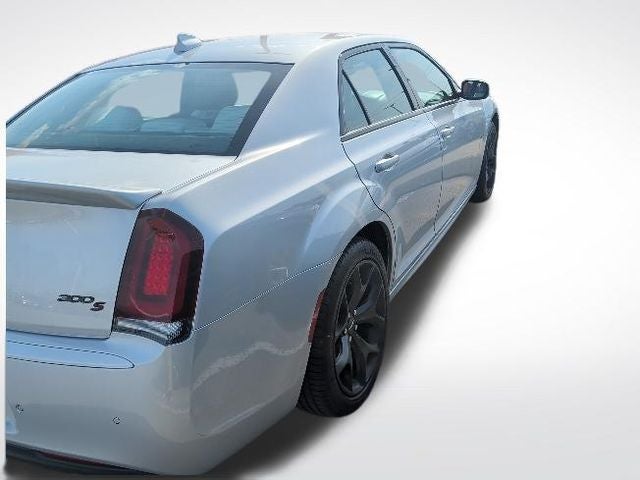 2021 Chrysler 300 S